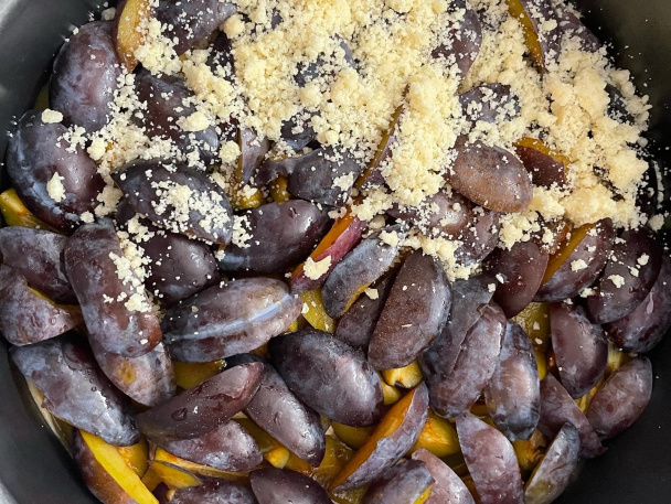 Slivkový koláč s mrveničkou (fotorecept) - obrázok 4