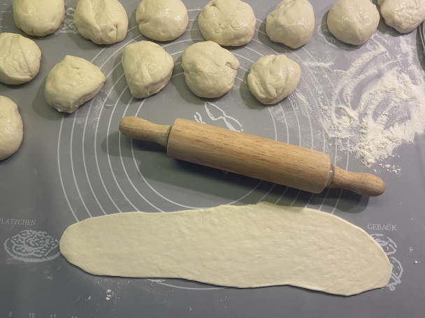 Slané cesnakové pečivo (fotorecept) - obrázok 4