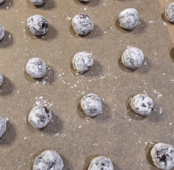 Vynikajúce kakaové crinkles - obrázok 3