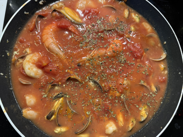 Omáčka s morskými plodmi na špagety (fotorecept) - obrázok 4