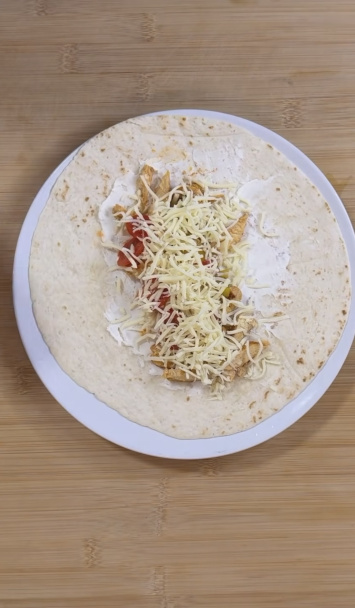 Tortily plnené kuracím mäsom - obrázok 2