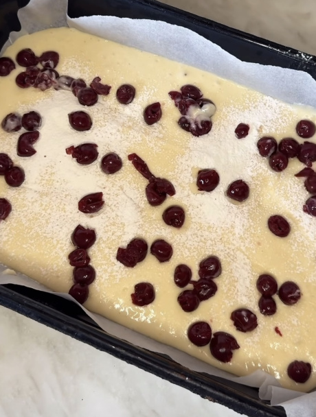 Jogurtovo-višňový koláč starej mamy (fotorecept) - obrázok 3