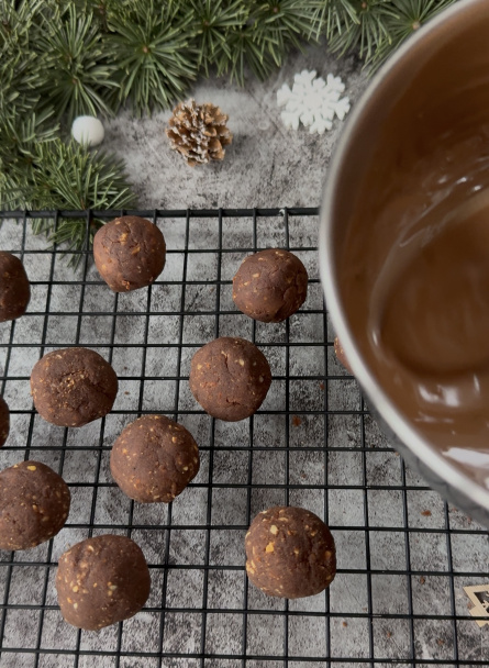 Čokoládovo-arašidové guľky bez pečenia - obrázok 3