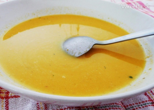 Vločkovo-mrkvová polievka (fotorecept)