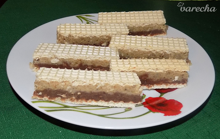 Recept - Nepečené orechové rezy