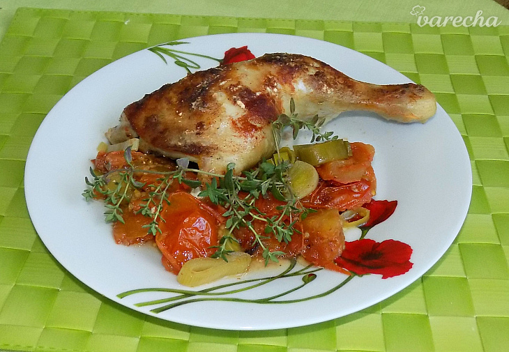 Pečené kuracie stehná na zelenine (fotorecept)