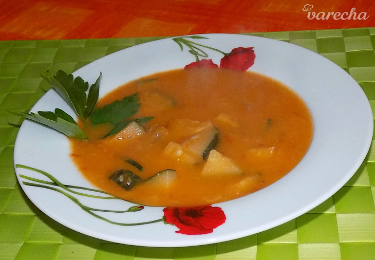 Paradajkovo-cuketová polievka s pórom (fotorecept)