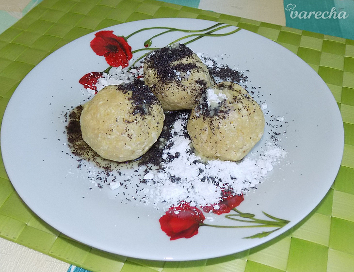Slivkové guľky s cestom z tofu
