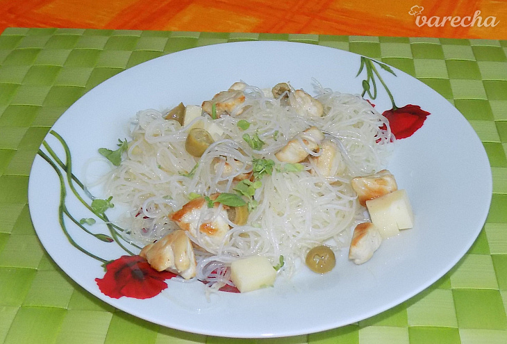 Šalát z ryžových cestovín (fotorecept)