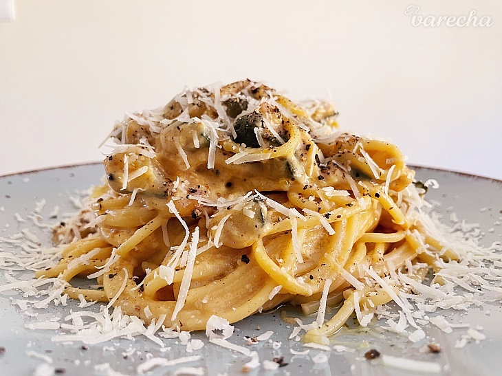 Vegetariánske Spaghetti Carbonara (videorecept)