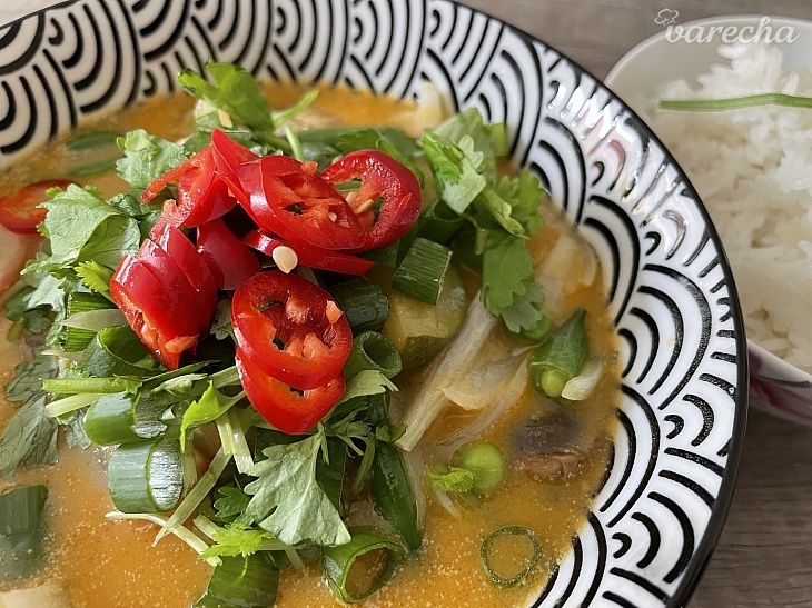 Thajské curry so sezónnou zeleninou (videorecept)