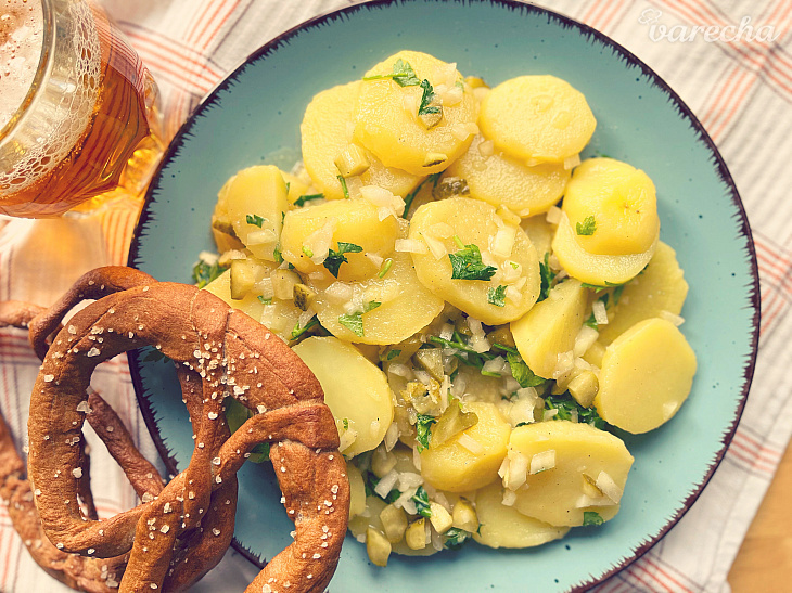 Nemecký zemiakový šalát (Kartoffelsalat) (videorecept)