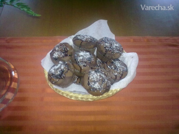 Čokoládové muffiny s kokosovým prekvapením