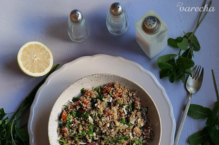 Tabulé (tabbouleh) z quinoy