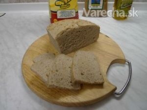 Nízkobielkovinový chlieb
