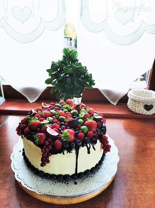 Pribináčiková torta s ovocím (fotorecept)