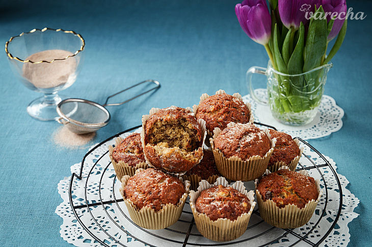 Máte doma prezreté banány? Upečte si tieto mafiny z jednej misy (videorecept)