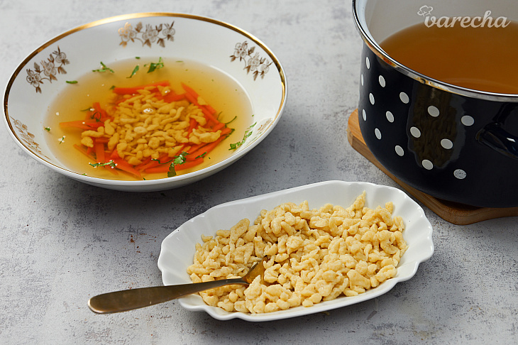 Vaječné kvapky, blesková lacná závarka do polievky len z 2 základných surovín (videorecept)