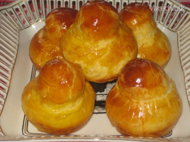 Briošky v muffinovej forme (fotorecept)