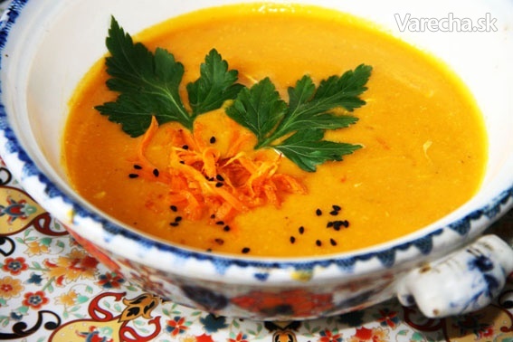 Thajská dýňová polévka s krabím masem (fotorecept)