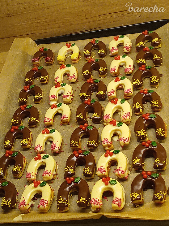 Vianočné pečivo - podkovičky