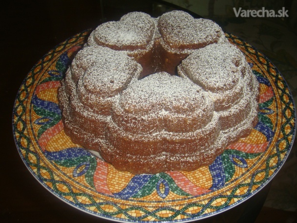 Opitá bábovka (Whiskey-soaked Chocolate Bundt cake) (fotorecept)