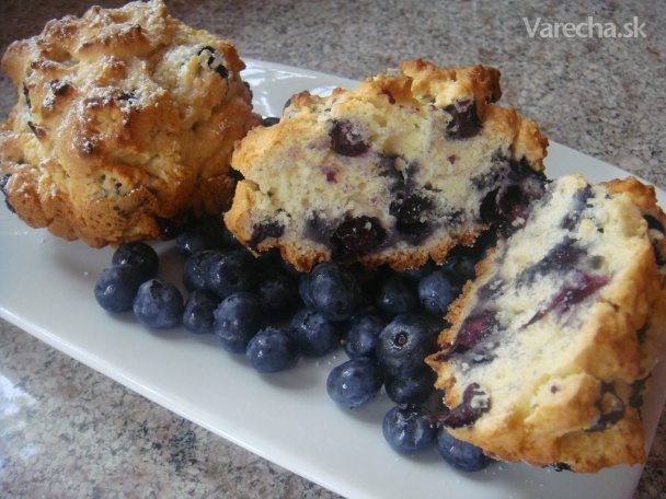 Čucoriedkové muffiny - Simple blueberry muffins (fotorecept)