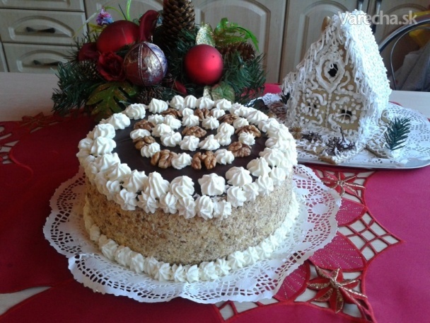 Moja prvá vianočná orechová torta (fotorecept)