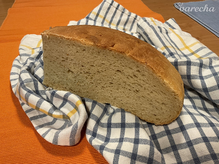 Jednoduchý pšenično-ražný chlieb