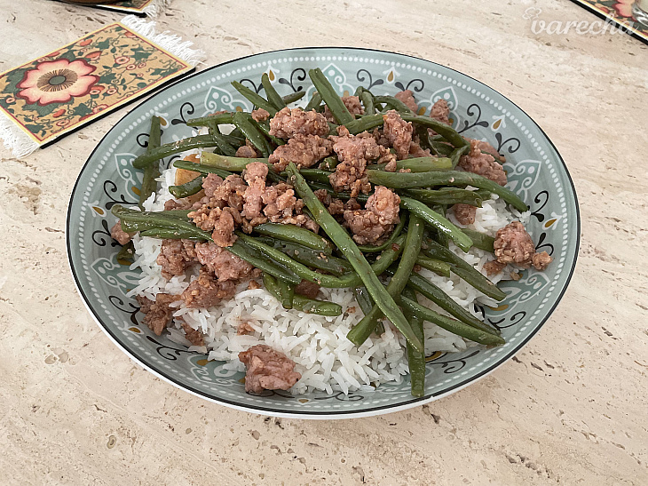 Thajské stir fry s bravčovým mäsom (fotorecept)