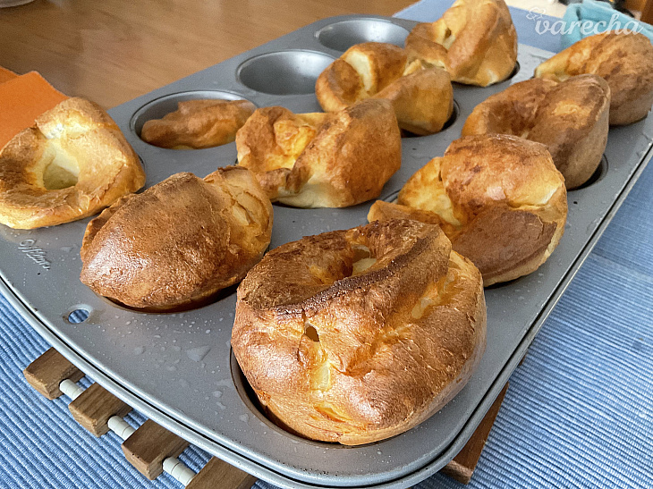 Yorkshirský puding (Yorkshire pudding)