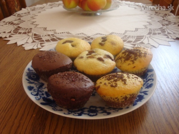 Kakaovo-vanjelkové muffiny s kadečím