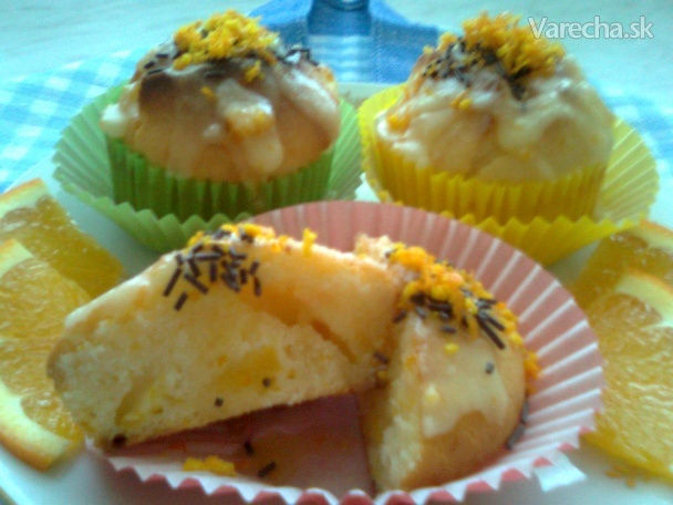 Voňavé pomarančové muffiny s polevou (fotorecept)
