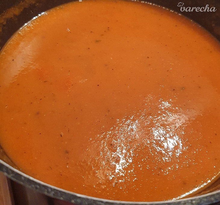 Polievka z pečených paradajok podľa Katky