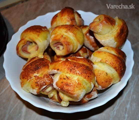 Recept - Slané 4-vrstvové croissanty z kysnutého cesta