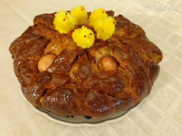 Folar de Páscoa - portugalský veľkonočný koláč