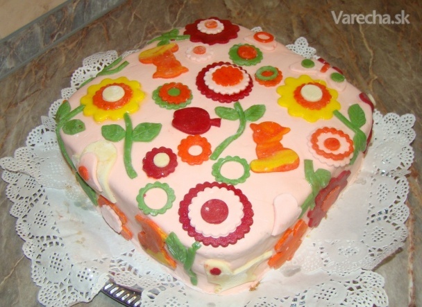Orechovo-karamelová torta pre vnučku