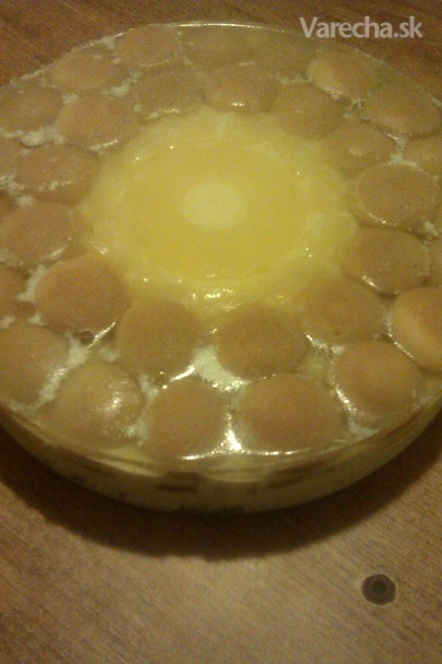 Nepečená ananásová torta