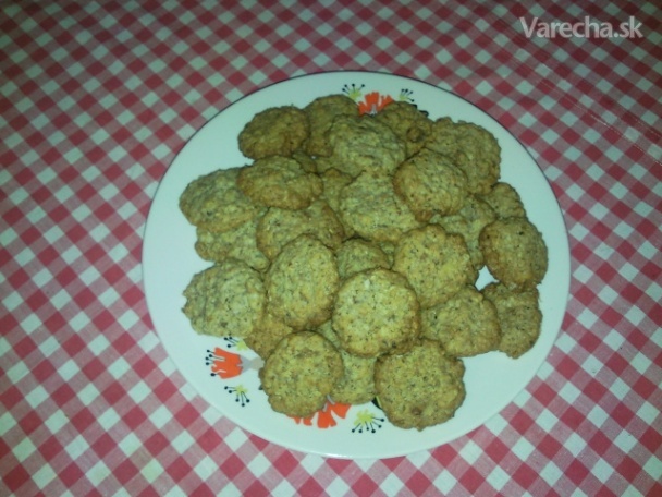Cookies z ovsených vločiek s orechami a kokosom
