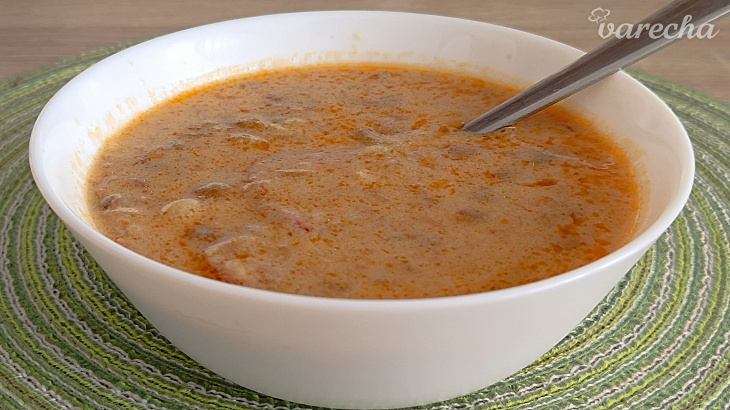 Šošovicová polievka na kyslo