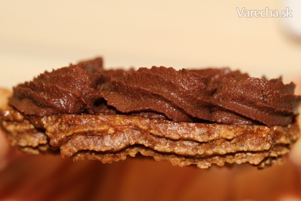 Orechové rožky s čokoládovým krémom (vegan)
