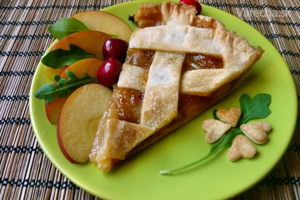 Recept - Jablkový koláč s lístkového cesta 