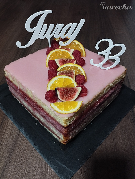 Punčová torta od Veroniky Bušovej (fotorecept)