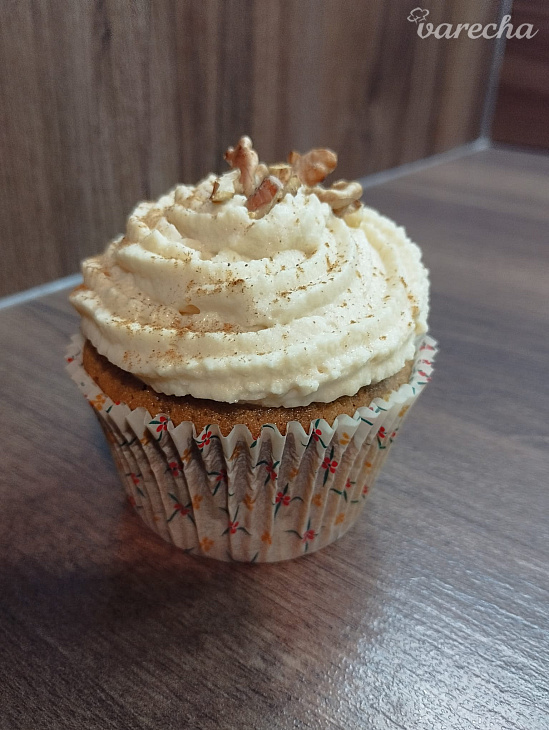 Kávové cupcakes s vlašskými orechmi