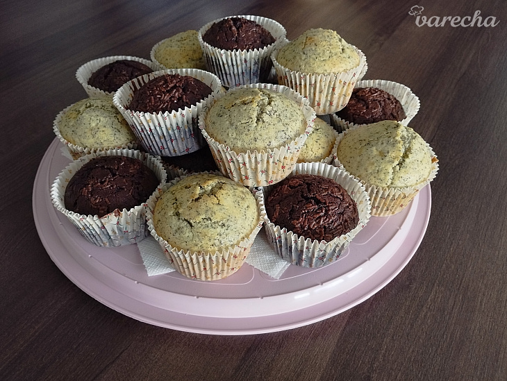 Citrónové muffiny s makom