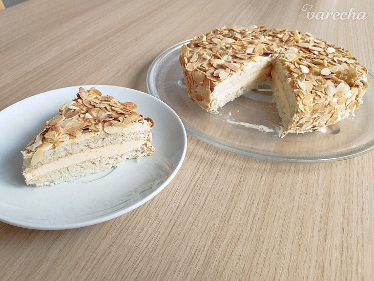 Švédsky mandľový koláč