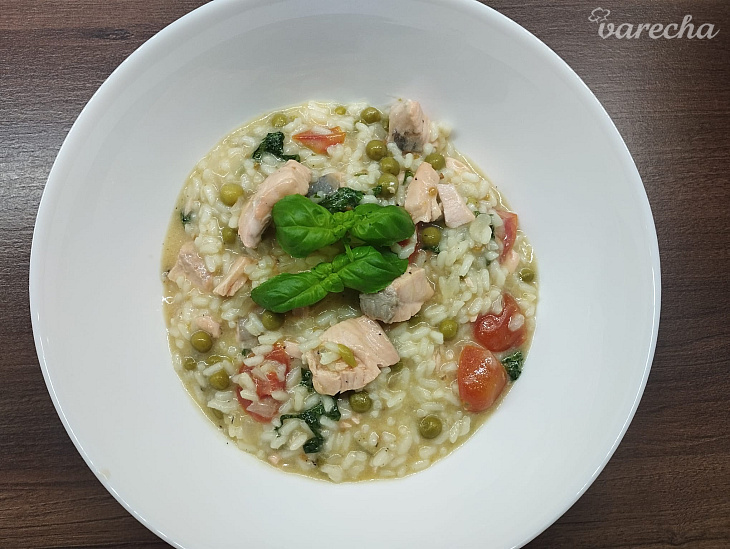 Krémové lososové rizoto s cherry paradajkami (fotorecept)