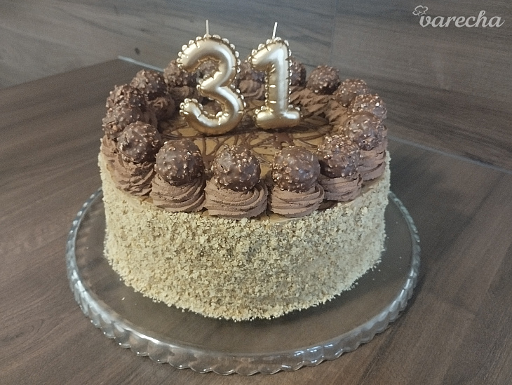 Jednoduchá orechovo-kávová torta