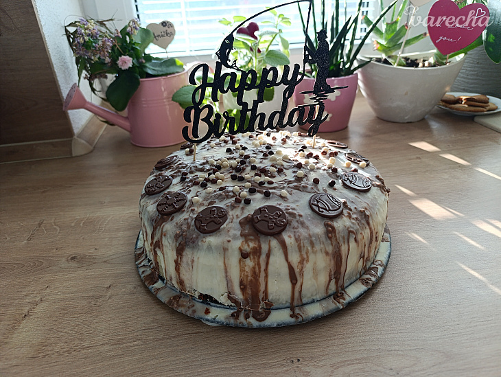 Mascarpone torta so slivkovým lekvárom