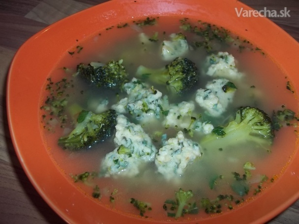 Brokolicová polievka so žihľavou (fotorecept)